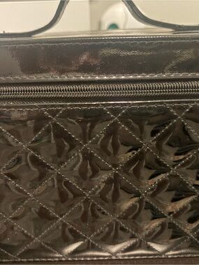Caboodles Black Quilted Patent Cosmetic Case